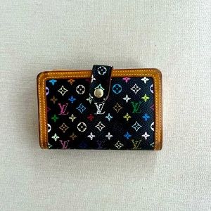 Vintage Louis Vuitton Black Monochrome wallet